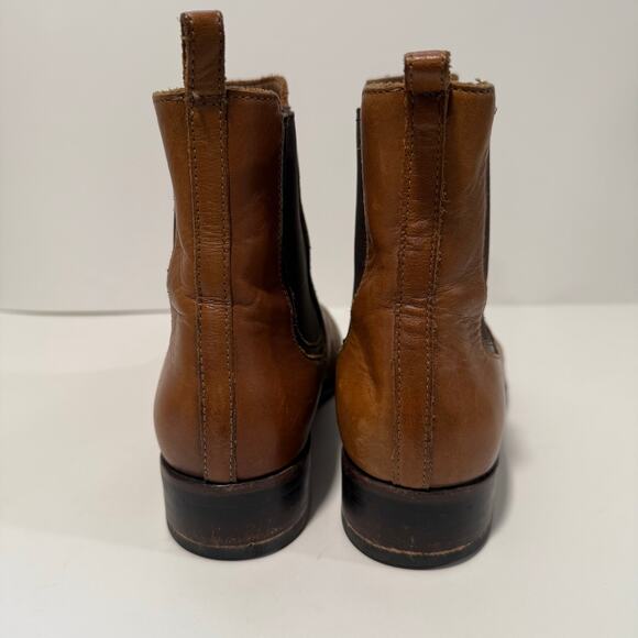 Thursday Boot Co Women's Chelsea Boot Bootie Duchess Leather Cognac Brown 9 - Picture 4 of 8